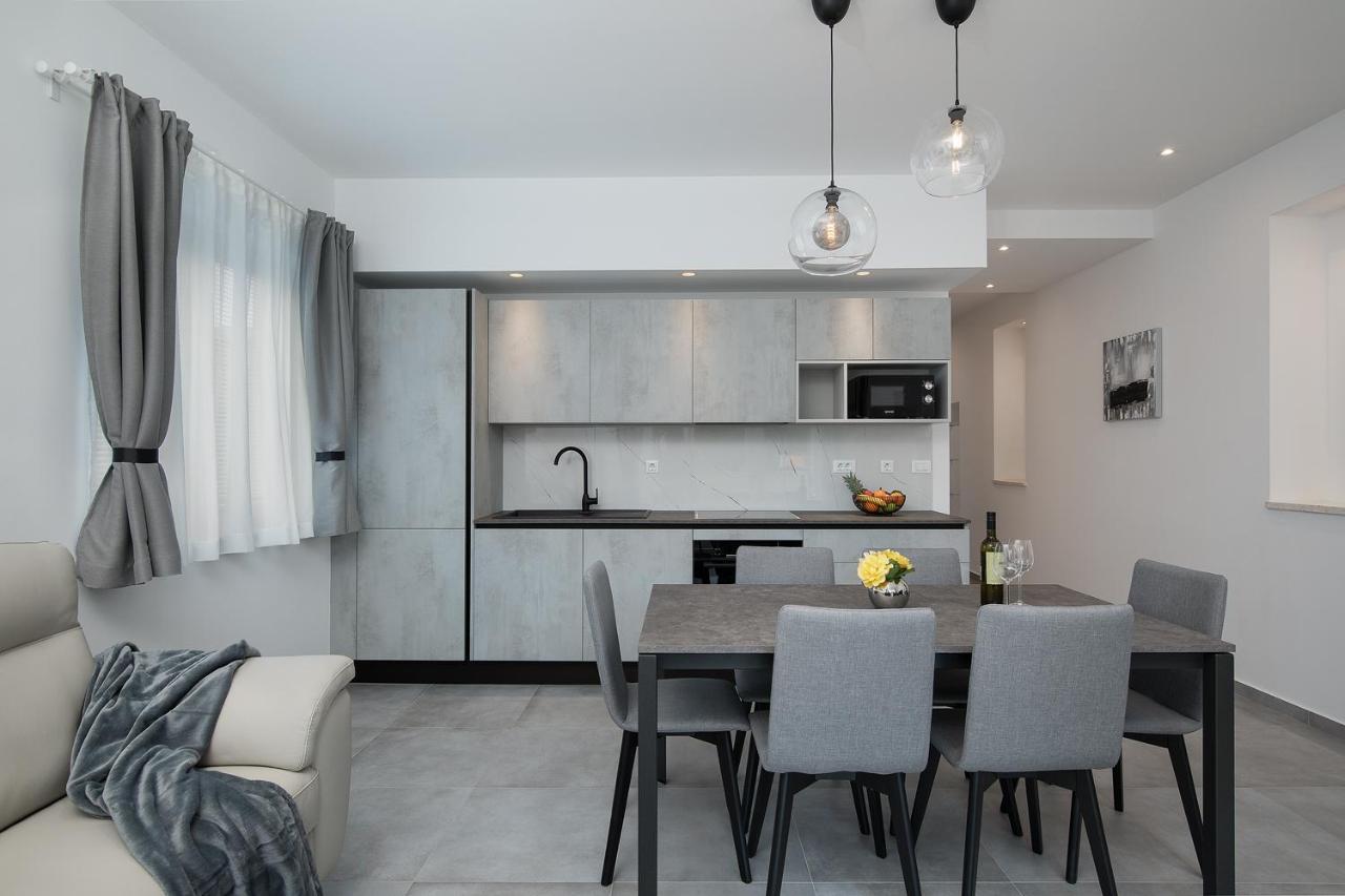 Apartments Igor Medulin Buitenkant foto